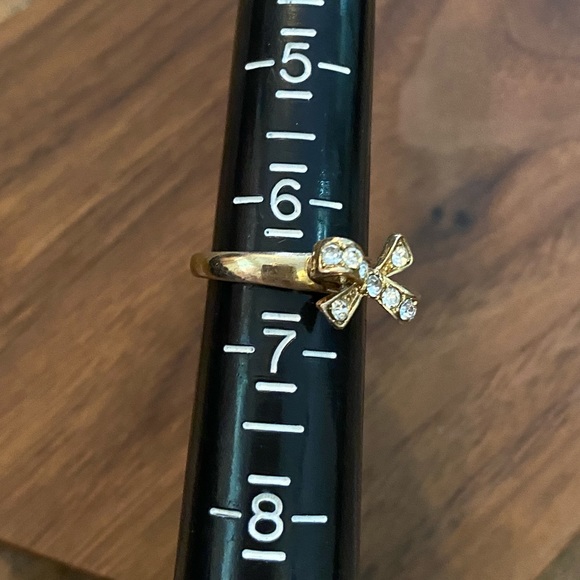 2 rings. Silver and gold bows. Both size 6.5 - Picture 3 of 3